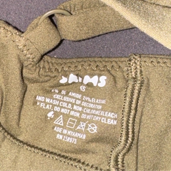 SKIMS TRIANGLE BRALETTE KHAKI - Picture 3 of 5